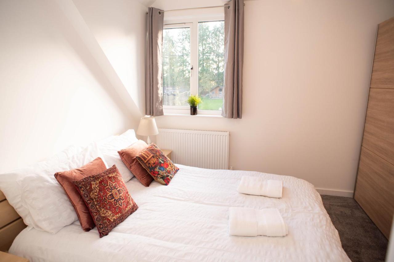 Walnut Flats-F4, 2-Bedroom With Ensuite - Parking, Netflix, Wifi - Close To Oxford, Bicester & Blenheim Palace 키들링턴 외부 사진